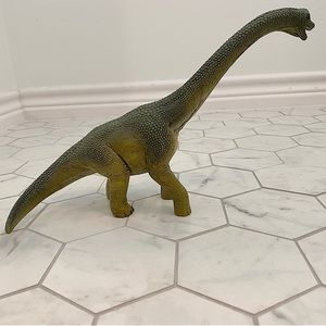 Schleich brachiosaurus toy/figurine condition: good